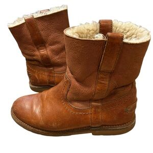 Frye leather shearling fleece line shortie leather boots size 6 Sherpa ankle